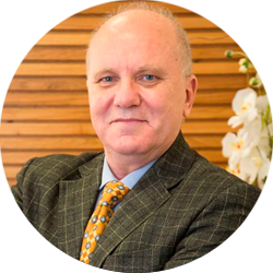 Dr. Carlos Eduardo Domene