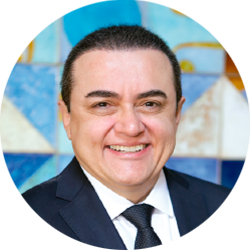 Dr. Jeancarlo Cavalcante